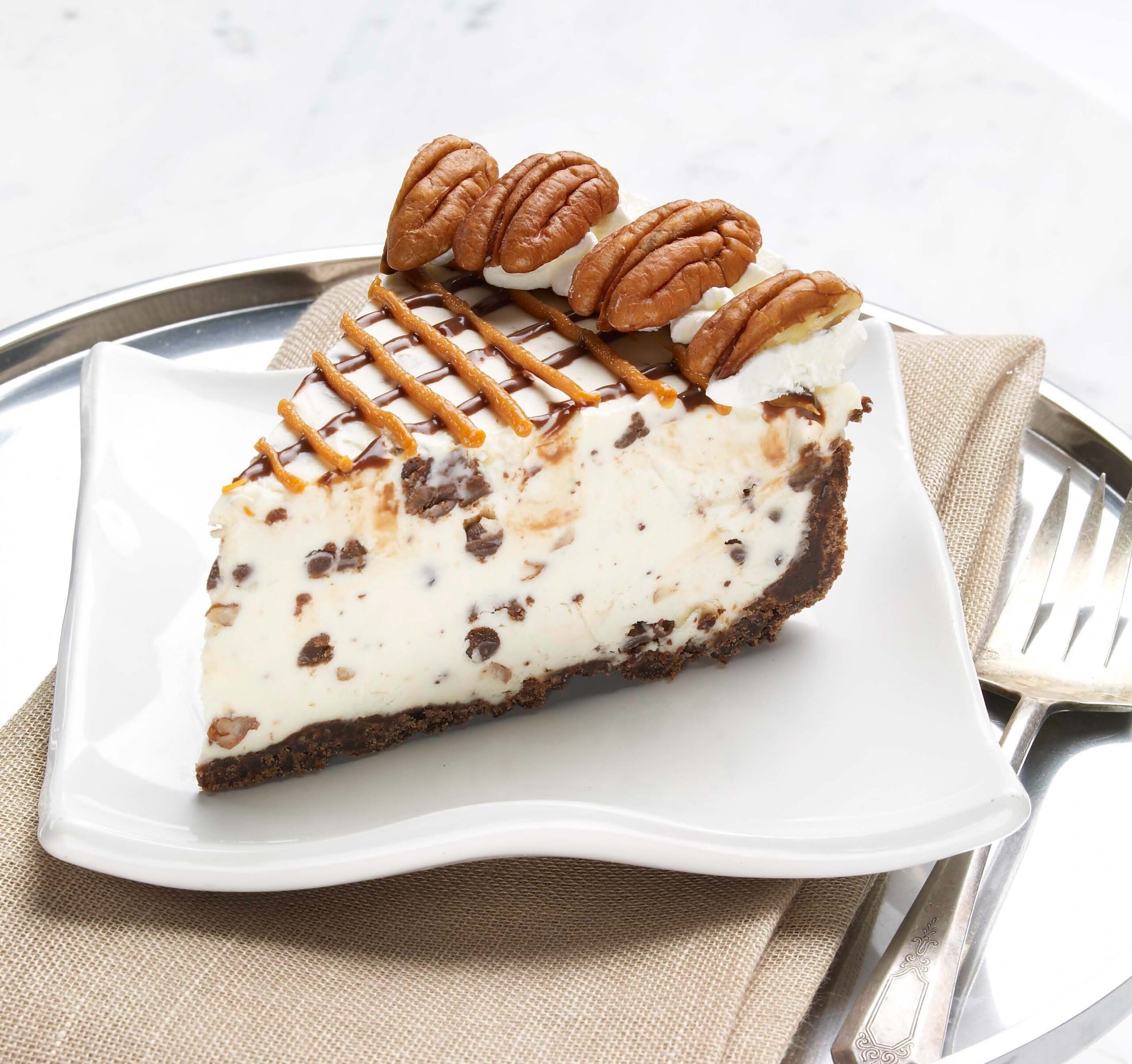CHOC PECAN CHEESECAKE